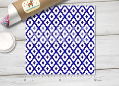 Blue and White Quatrefoil Adhesive Vinyl 1512